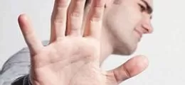 megtagad